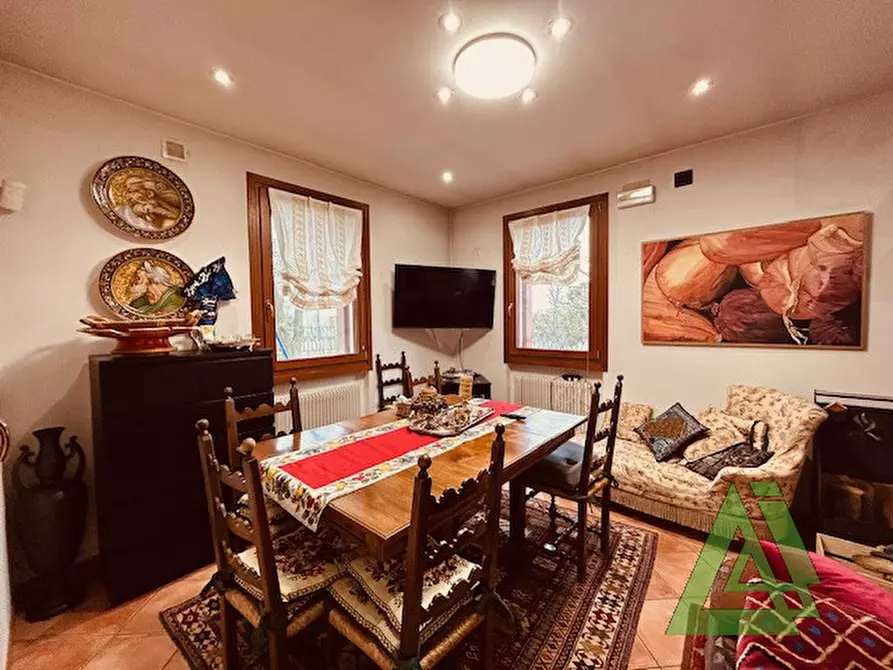Immagine 4 di Casa indipendente in vendita  a Castelfranco Veneto