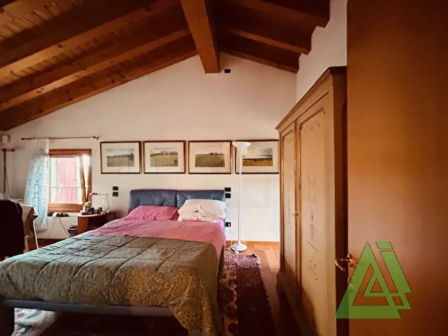 Immagine 12 di Casa indipendente in vendita  a Castelfranco Veneto