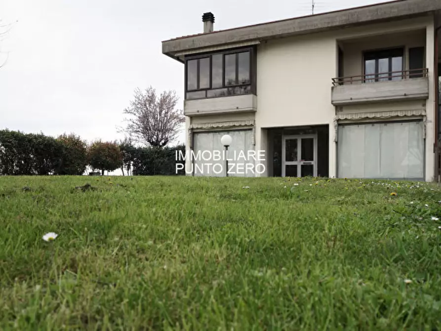 Immagine 1 di Casa indipendente in vendita  in Strada Baganzola a Parma