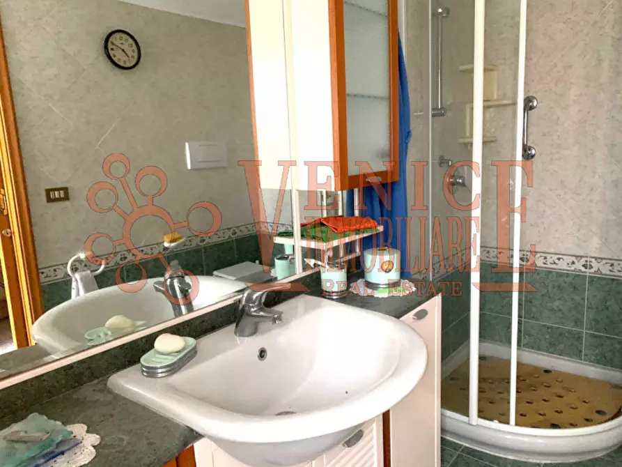 Immagine 5 di Villetta a schiera in vendita  a Venezia