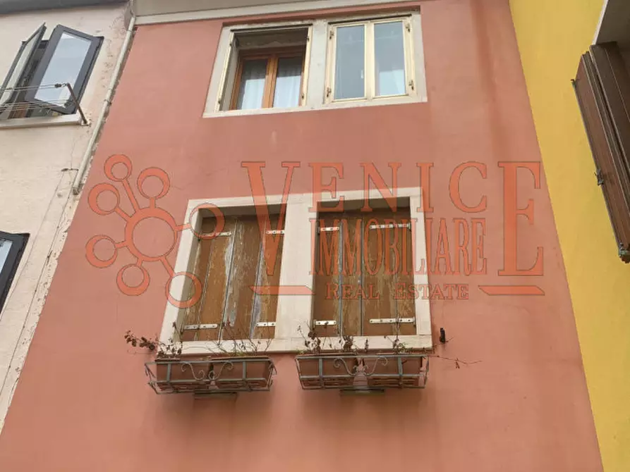 Immagine 3 di Villetta a schiera in vendita  a Venezia