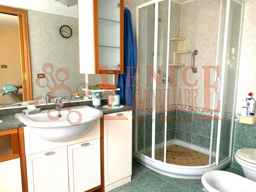 Immagine 5 di Villetta a schiera in vendita  a Venezia