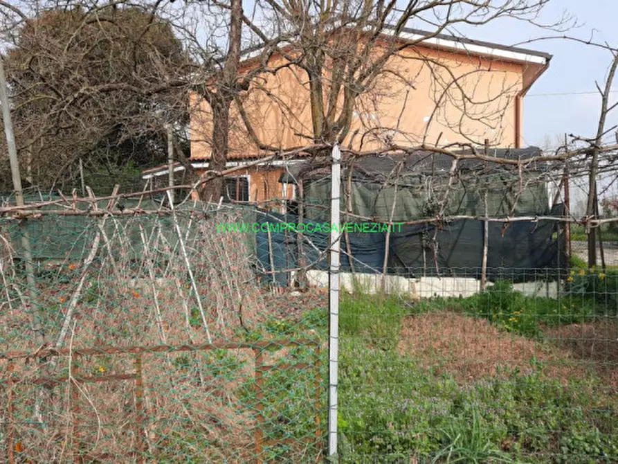 Immagine 3 di Casa indipendente in vendita  in casier a Casier