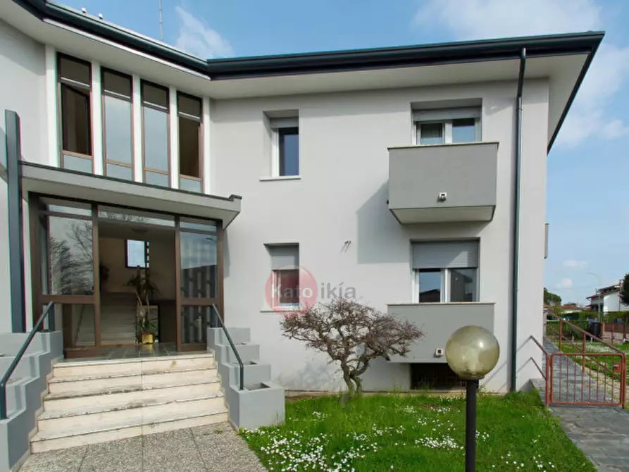 Immagine 1 di Appartamento in vendita  in VIA AOSTA a Carmignano Di Brenta
