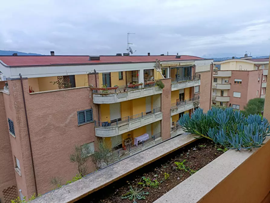 Immagine 1 di Appartamento in vendita  in Via Giolitti a Corciano
