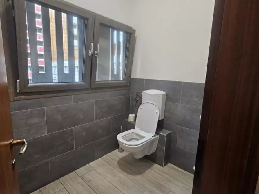 Immagine 7 di Ufficio in vendita  in piazza de gasperi a Padova