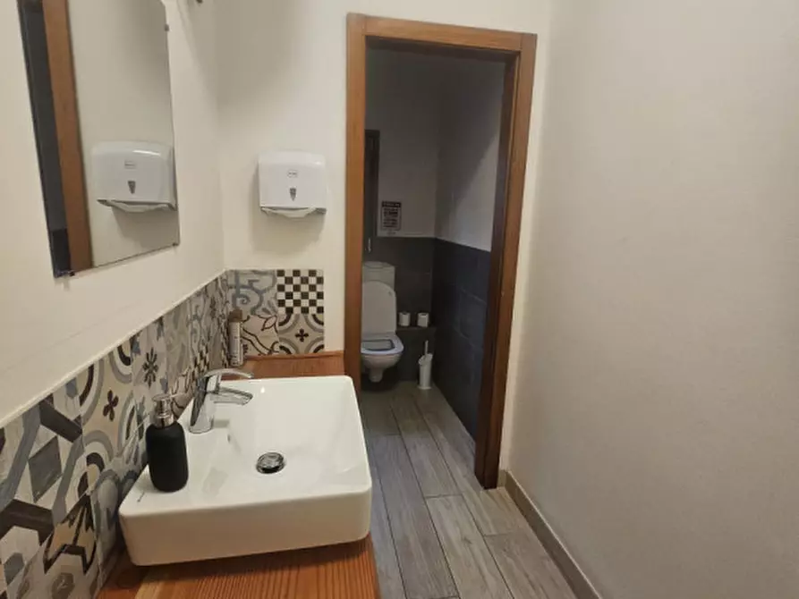 Immagine 8 di Ufficio in vendita  in piazza de gasperi a Padova