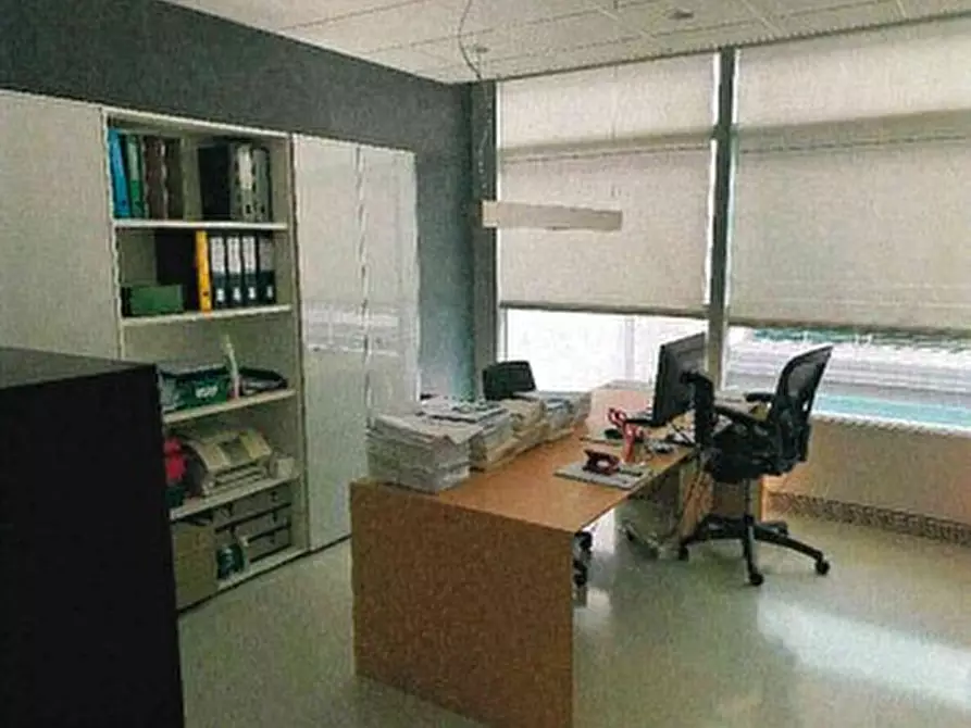 Immagine 7 di Ufficio in vendita  in Viale Ancona, 26 a Venezia