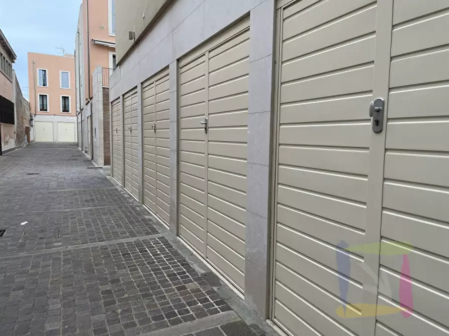 Immagine 1 di Garage in vendita  in Calle Santa Croce a Chioggia