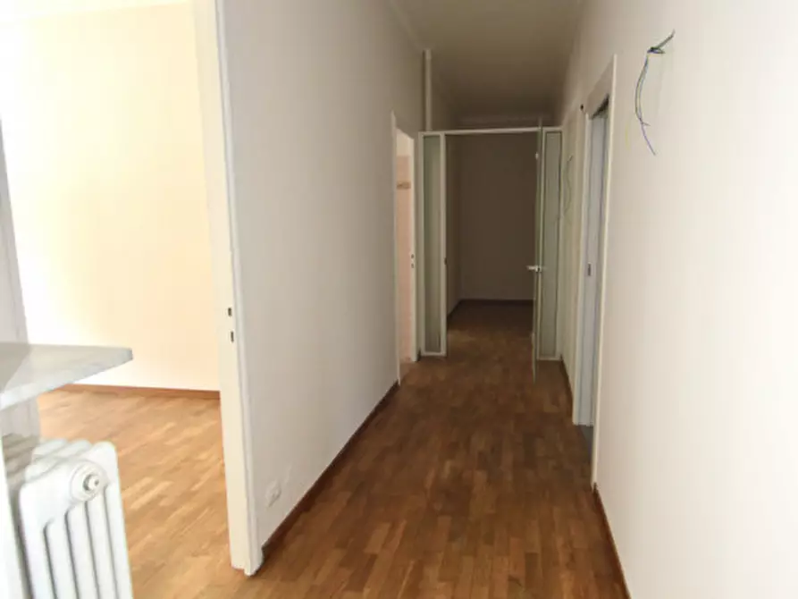 Immagine 4 di Ufficio in affitto  in Corso Galileo Ferraris a Torino