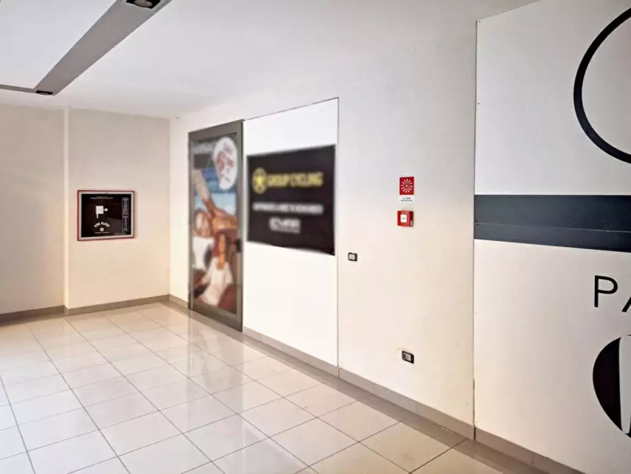 Immagine 2 di Posto auto in vendita  in Motta di sotto, N. snc a Campodolcino