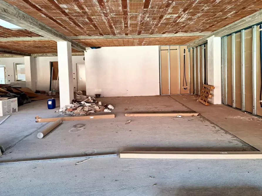 Immagine 11 di Posto auto in vendita  in Motta di sotto, N. snc a Campodolcino