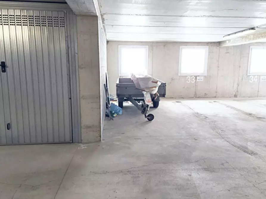 Immagine 2 di Posto auto in vendita  in Motta di sotto, N. snc a Campodolcino