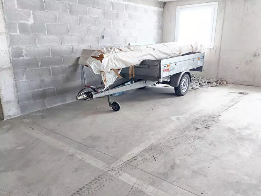 Immagine 3 di Posto auto in vendita  in Motta di sotto, N. snc a Campodolcino