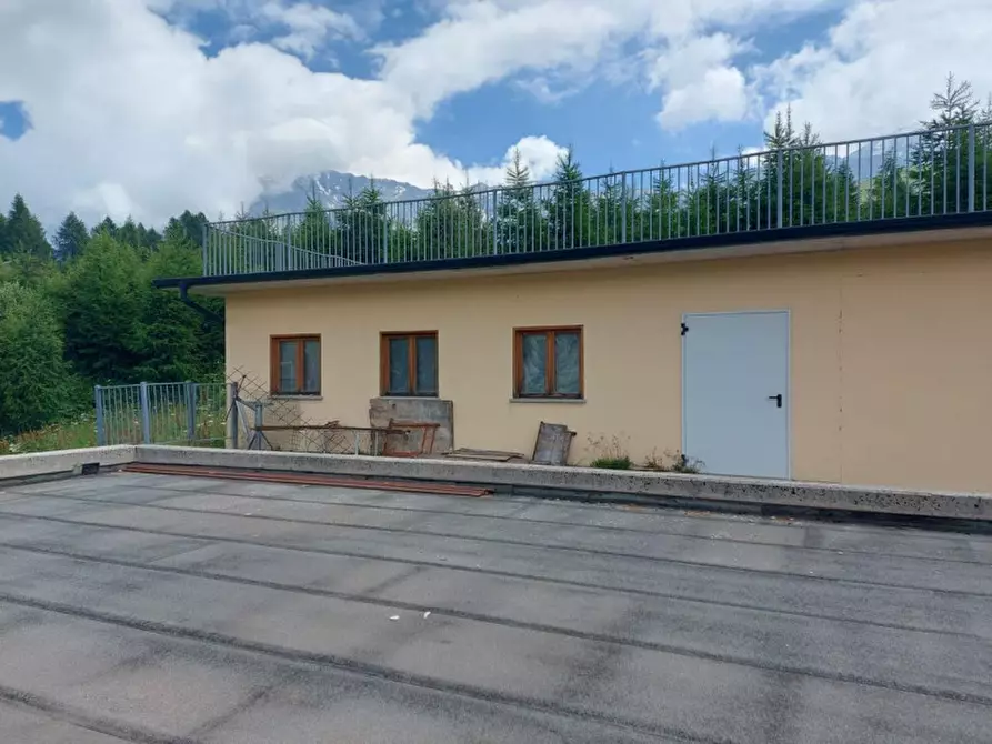 Immagine 2 di Magazzino in vendita  in Motta di sotto, N. snc a Campodolcino