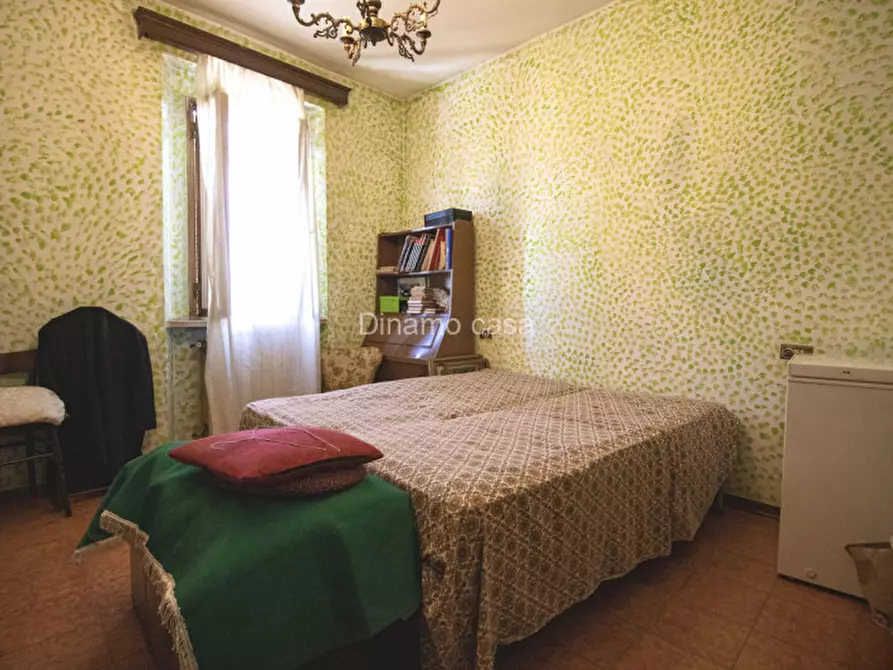 Immagine 14 di Casa indipendente in vendita  a Prato