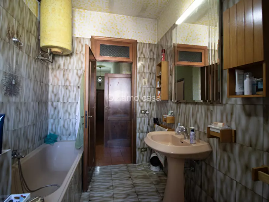 Immagine 17 di Casa indipendente in vendita  a Prato