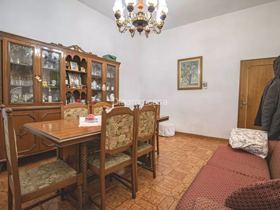 Immagine 22 di Casa indipendente in vendita  a Prato