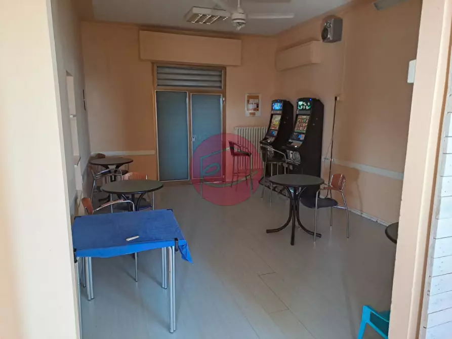 Immagine 3 di Attività commerciale in vendita  a Roncofreddo