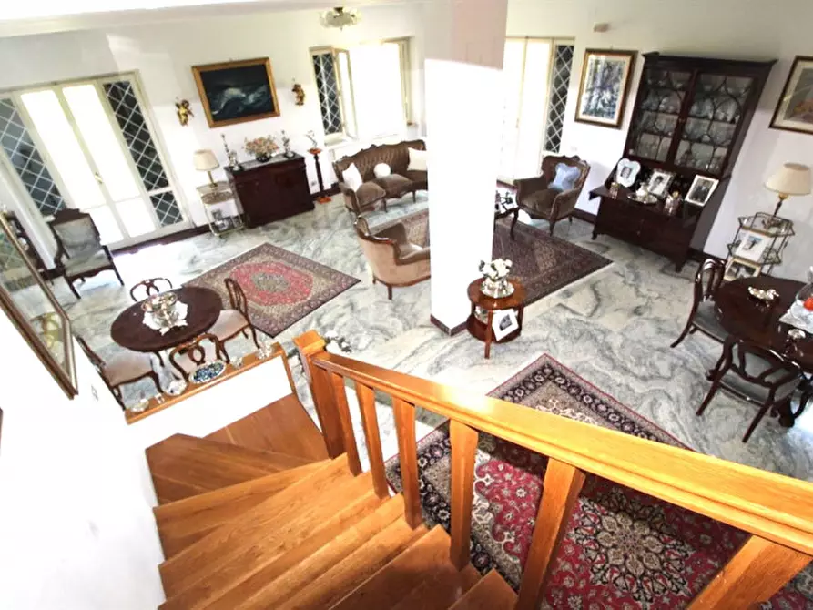 Immagine 5 di Villa in vendita  in Via codette 50 a Sacrofano