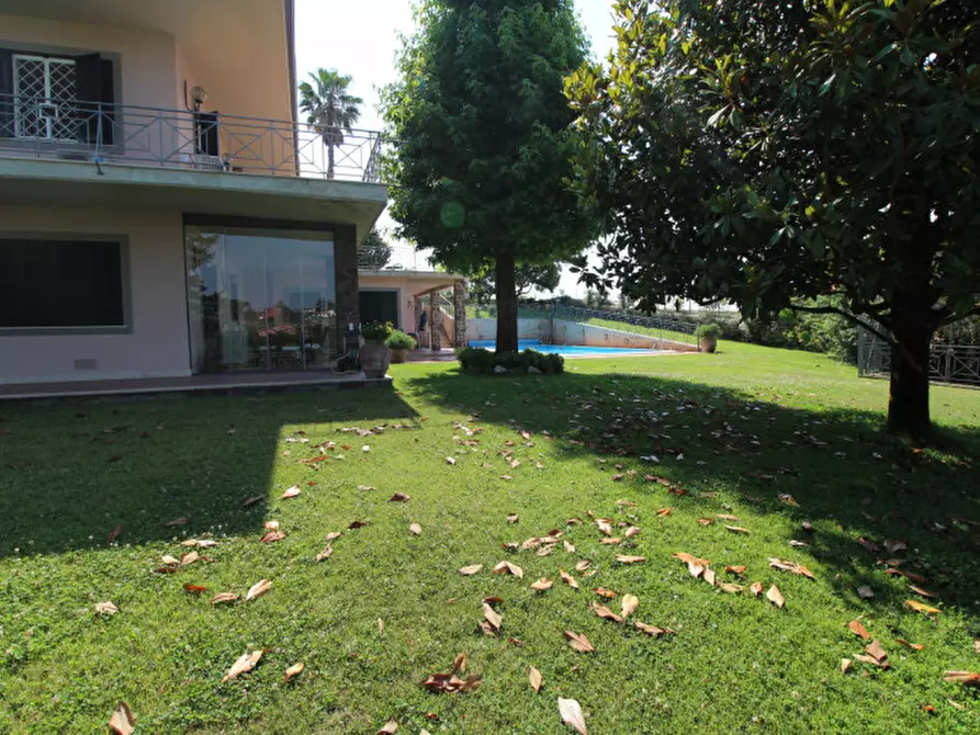 Immagine 22 di Villa in vendita  in Via codette 50 a Sacrofano