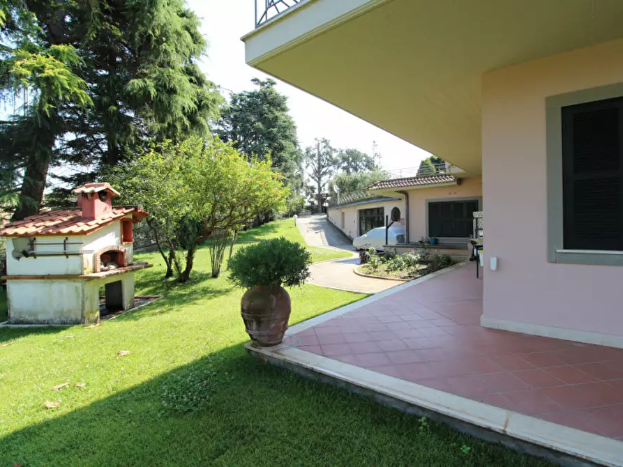 Immagine 23 di Villa in vendita  in Via codette 50 a Sacrofano