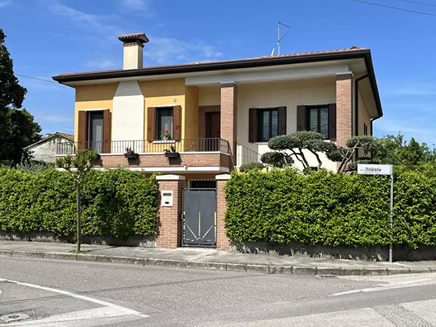 Immagine 1 di Casa indipendente in vendita  in via matteotti a Poiana Maggiore
