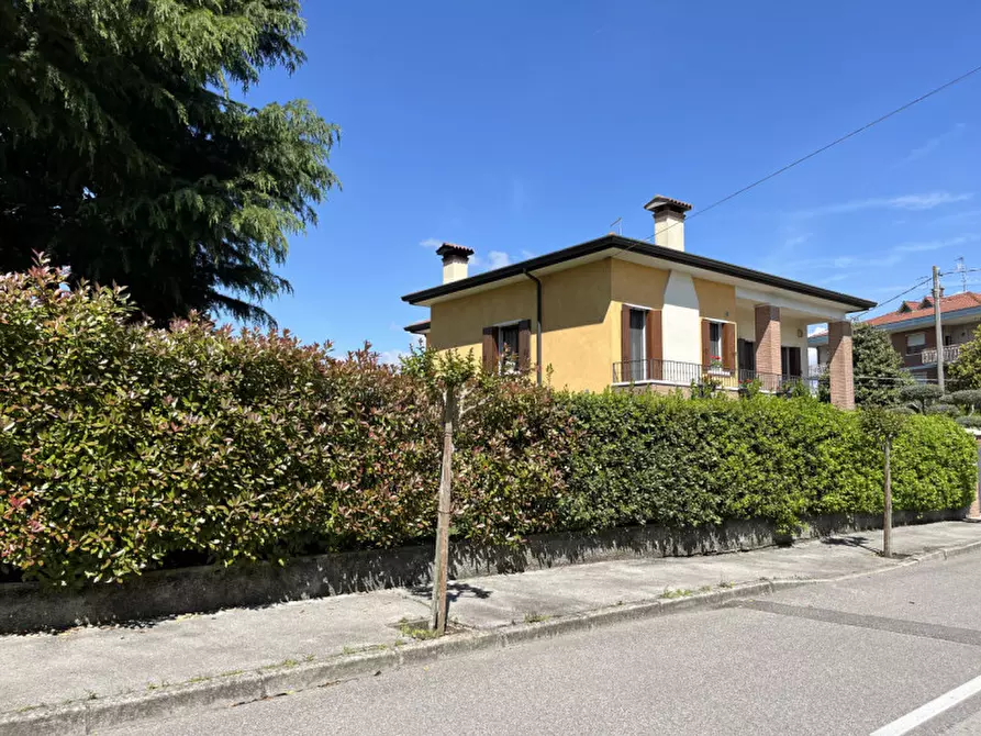 Immagine 59 di Casa indipendente in vendita  in via matteotti a Poiana Maggiore