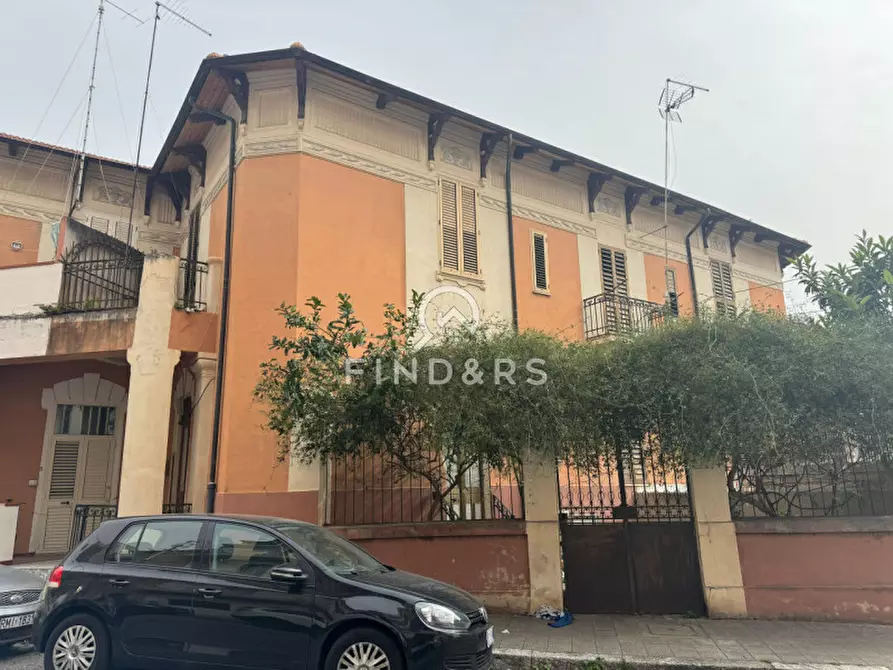 Immagine 1 di Casa indipendente in vendita  in Via Torricelli Pescatori 6 a Reggio Di Calabria