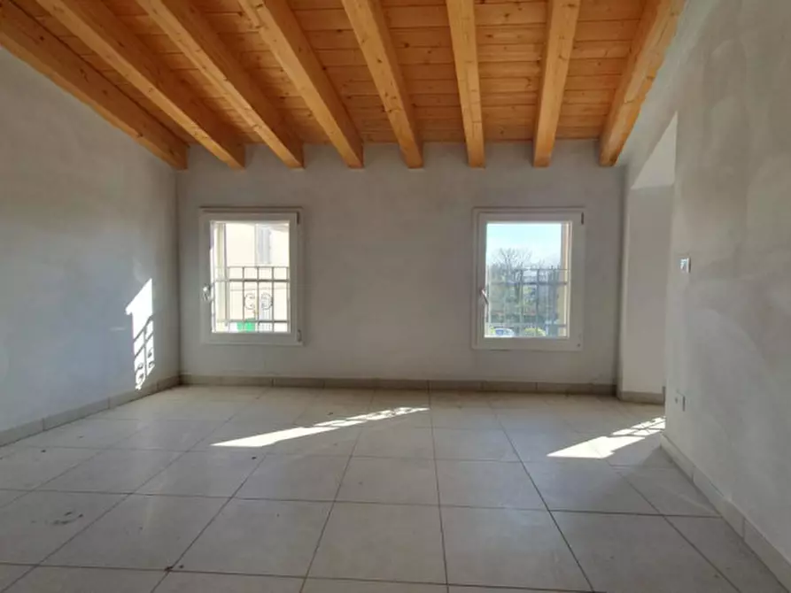 Immagine 26 di Casa bifamiliare in vendita  in VIA CANTONE a Reggiolo