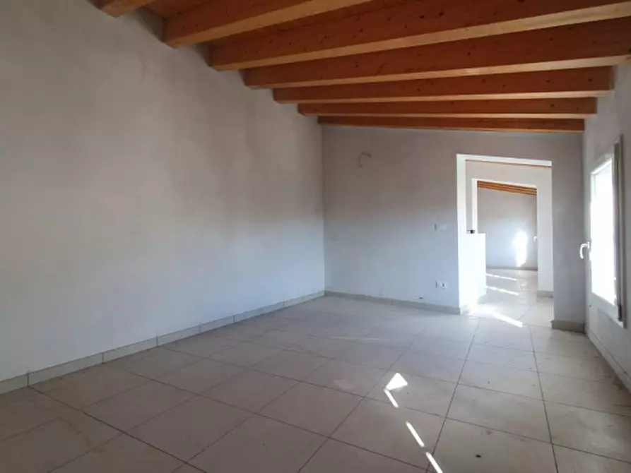 Immagine 27 di Casa bifamiliare in vendita  in VIA CANTONE a Reggiolo