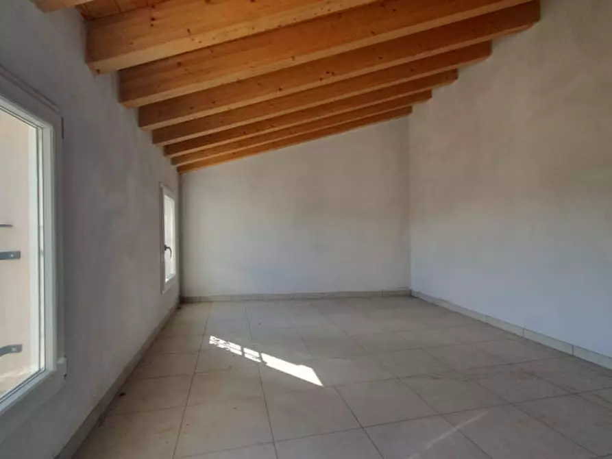 Immagine 28 di Casa bifamiliare in vendita  in VIA CANTONE a Reggiolo