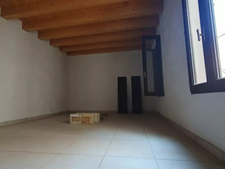 Immagine 37 di Casa bifamiliare in vendita  in VIA CANTONE a Reggiolo