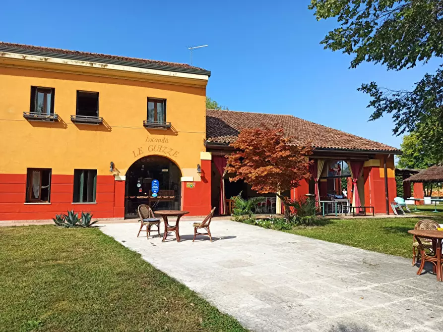 Immagine 6 di Agriturismo in vendita  in Via Alture a Torri Di Quartesolo