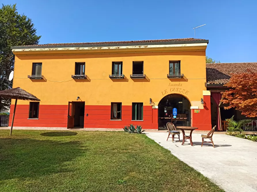 Immagine 23 di Agriturismo in vendita  in Via Alture a Torri Di Quartesolo
