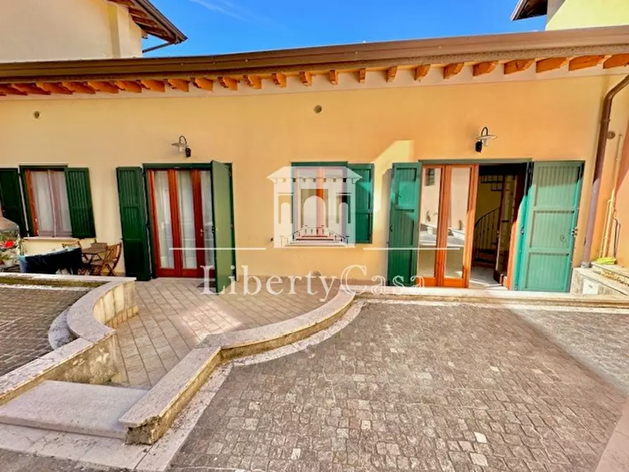 Immagine 1 di Appartamento in vendita  in Via Paolo IV a Puegnago Sul Garda