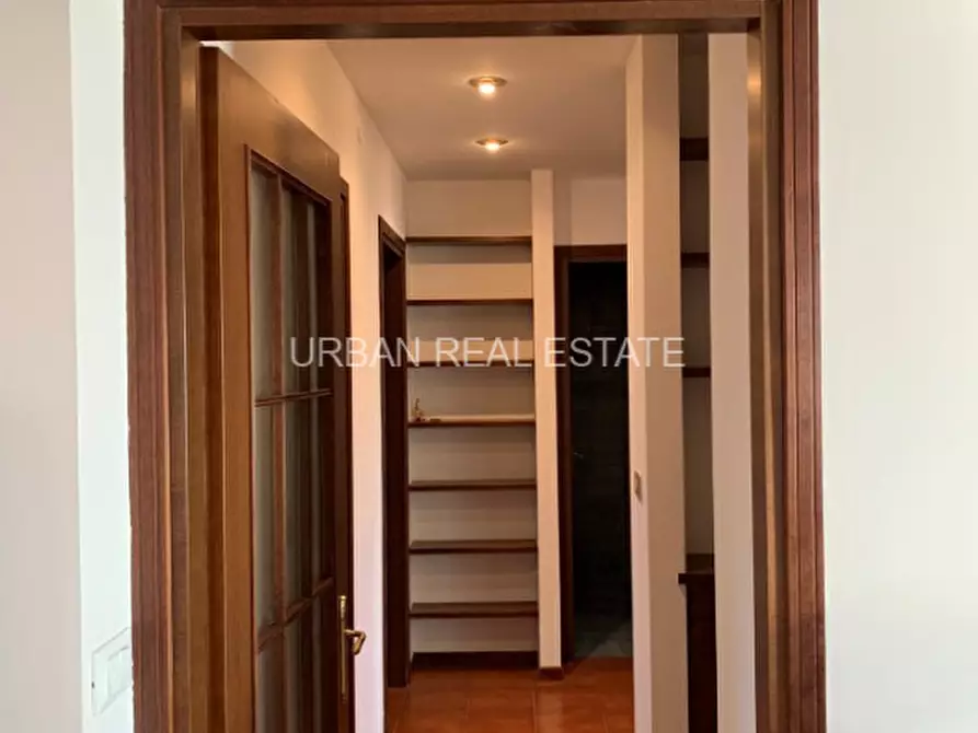 Immagine 20 di Appartamento in affitto  in Via del Biancospino 30/8 a Trieste