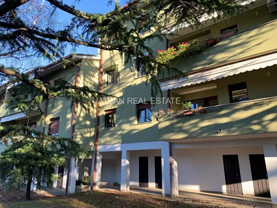 Immagine 33 di Appartamento in affitto  in Via del Biancospino 30/8 a Trieste