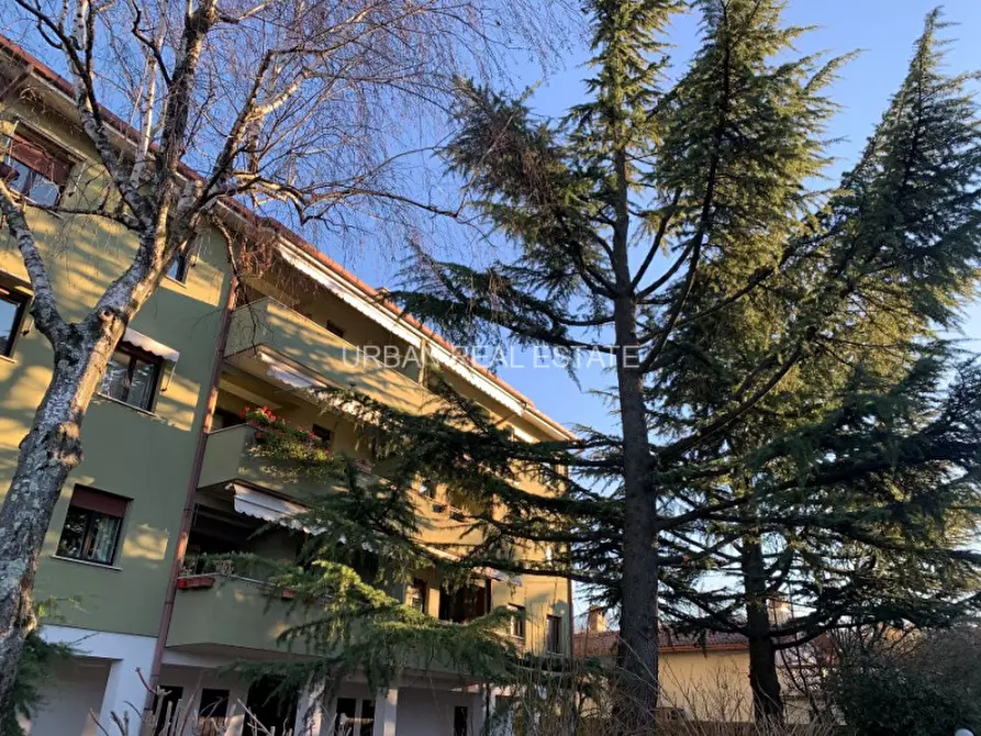 Immagine 51 di Appartamento in affitto  in Via del Biancospino 30/8 a Trieste