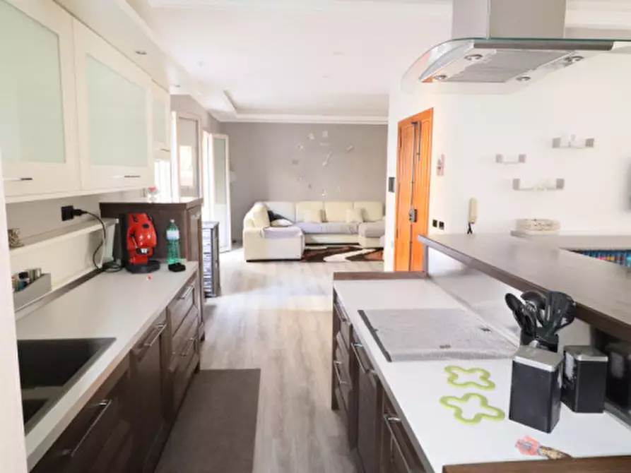 Immagine 11 di Appartamento in vendita  in Via dei Limoni n 08 a Palagonia