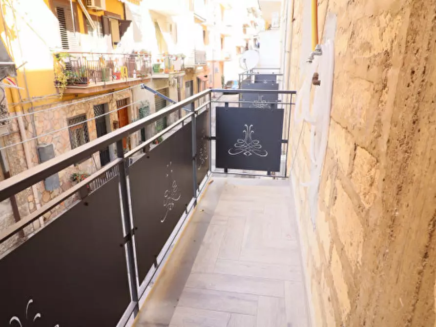 Immagine 13 di Appartamento in vendita  in Via dei Limoni n 08 a Palagonia