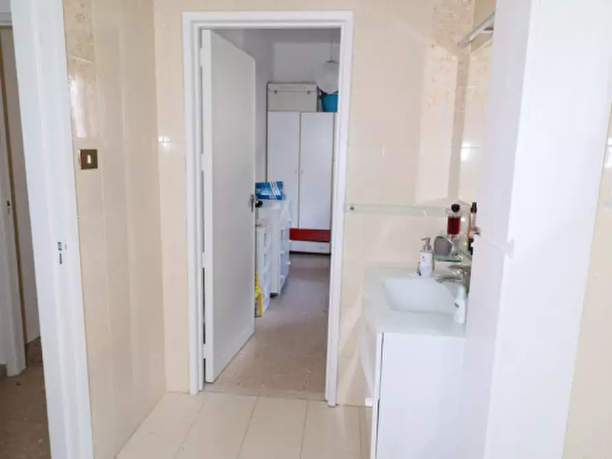 Immagine 28 di Appartamento in vendita  in Via dei Limoni n 08 a Palagonia