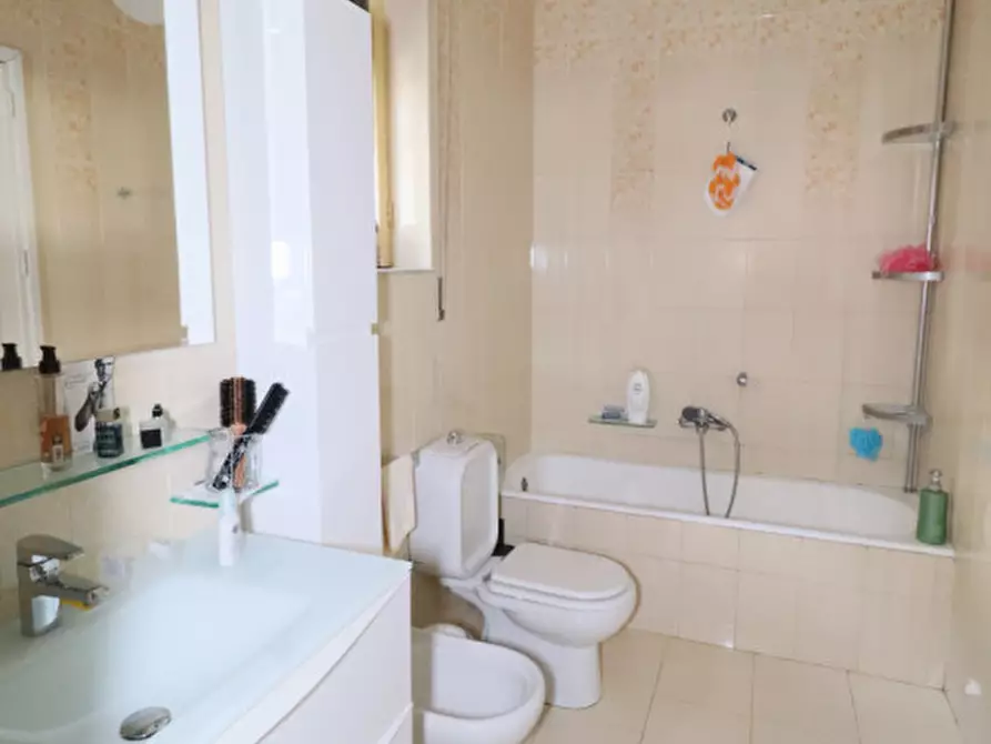 Immagine 30 di Appartamento in vendita  in Via dei Limoni n 08 a Palagonia