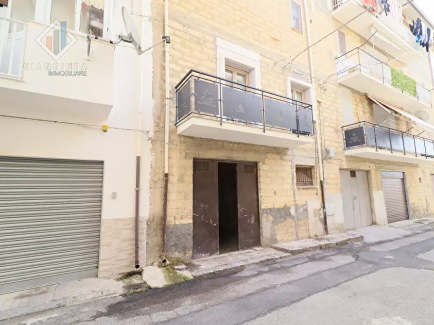 Immagine 33 di Appartamento in vendita  in Via dei Limoni n 08 a Palagonia