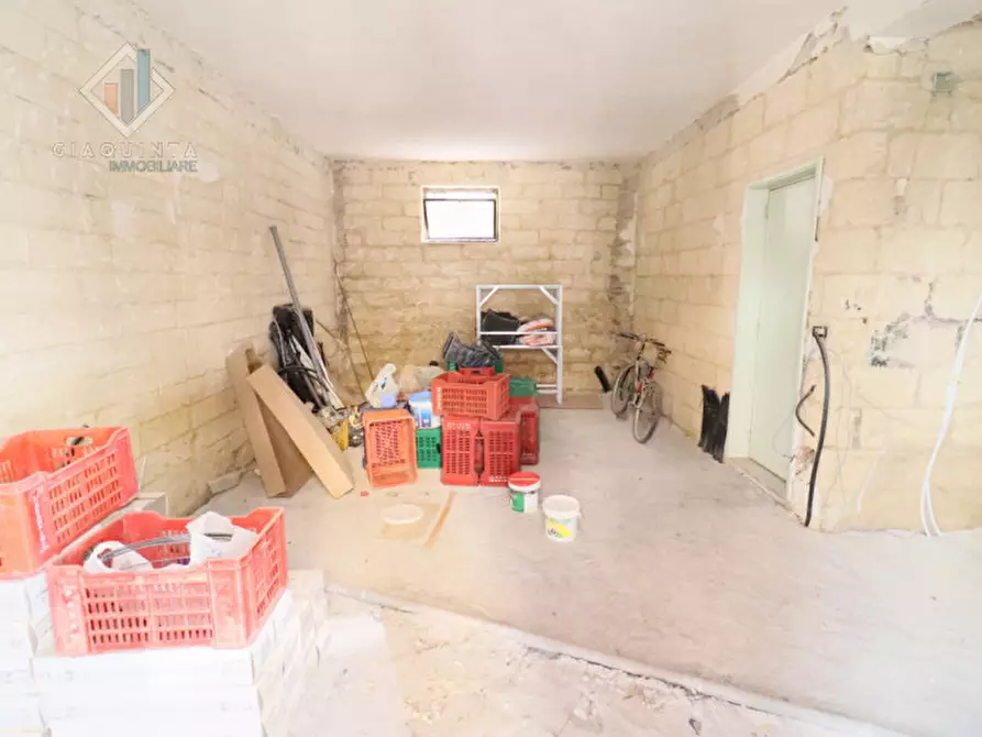 Immagine 34 di Appartamento in vendita  in Via dei Limoni n 08 a Palagonia