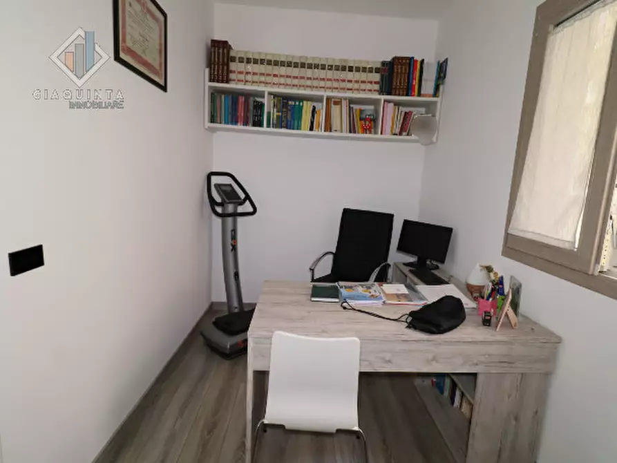 Immagine 38 di Appartamento in vendita  in Via dei Limoni n 08 a Palagonia