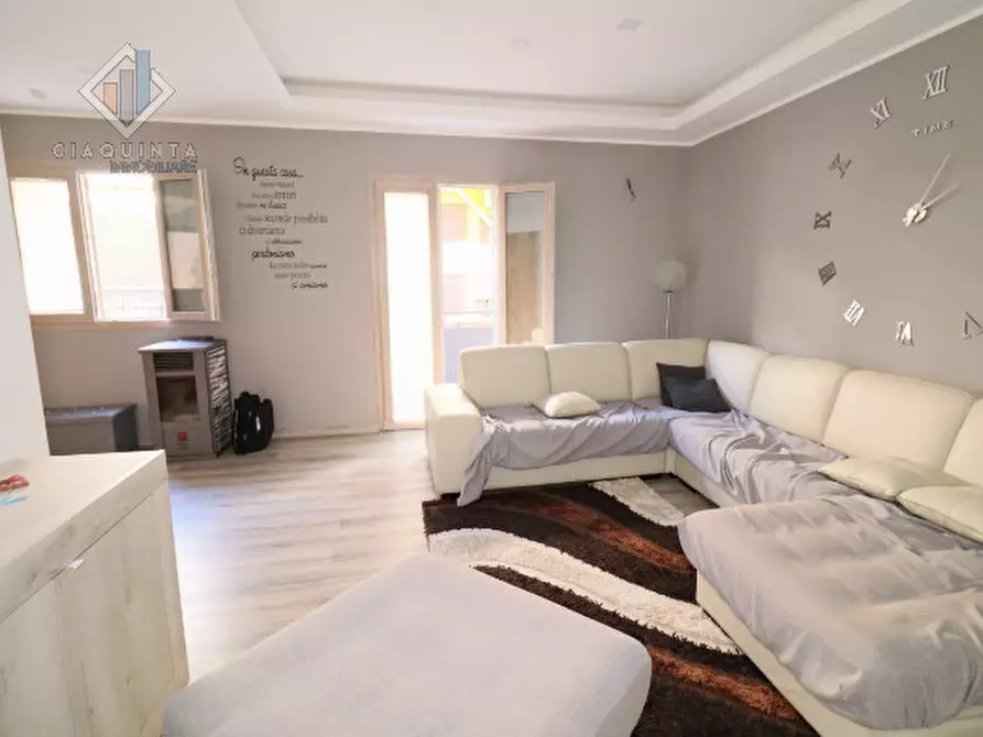 Immagine 39 di Appartamento in vendita  in Via dei Limoni n 08 a Palagonia