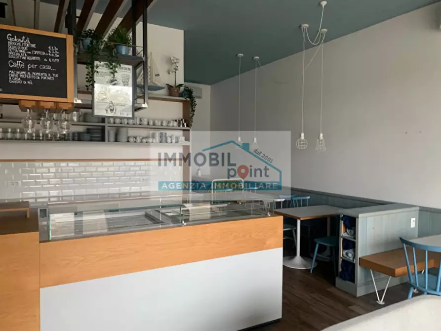 Immagine 6 di Negozio in vendita  in via Valerio Flacco a Montegrotto Terme