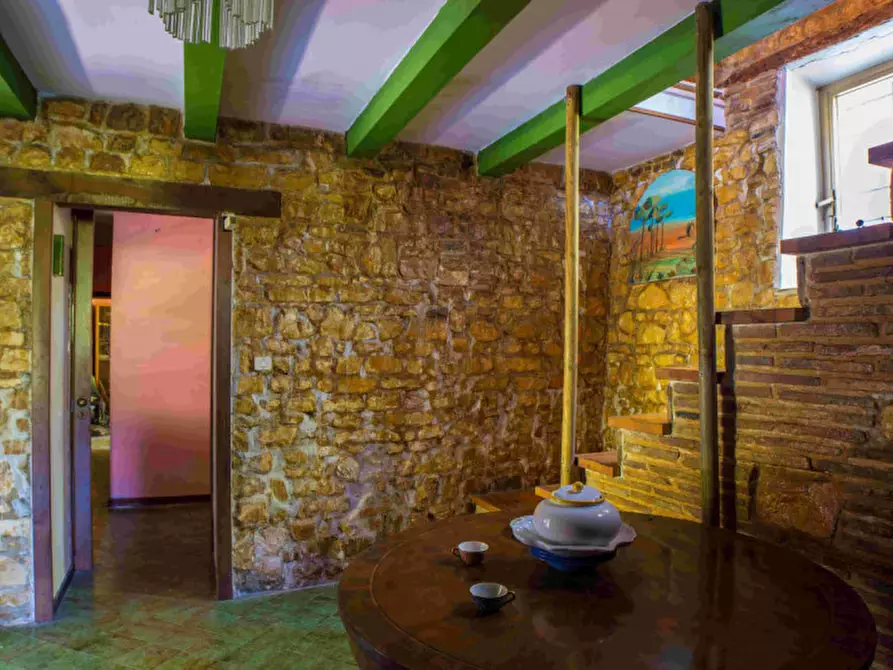 Immagine 14 di Villa in vendita  in Massignano a Ancona