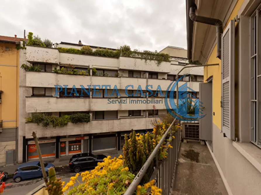 Immagine 27 di Appartamento in vendita  in Via Abbadesse a Milano